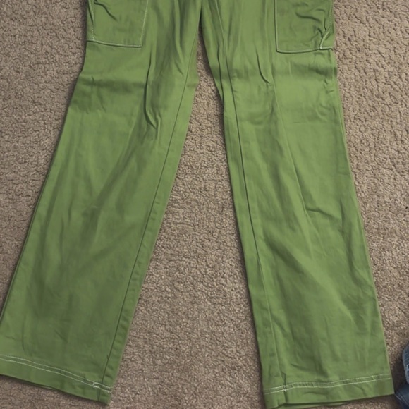 Green Cargo Pants - Picture 4 of 4